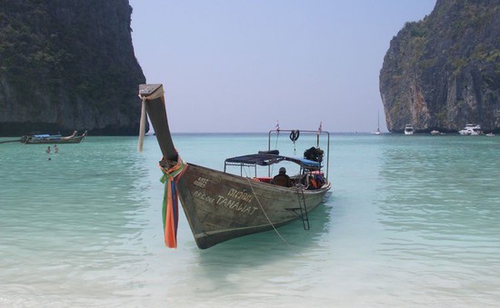 Thái Lan đóng cửa vịnh Maya đến năm 2021