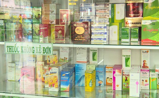 Gần 36% thuốc dùng ở Việt Nam được sản xuất nội địa