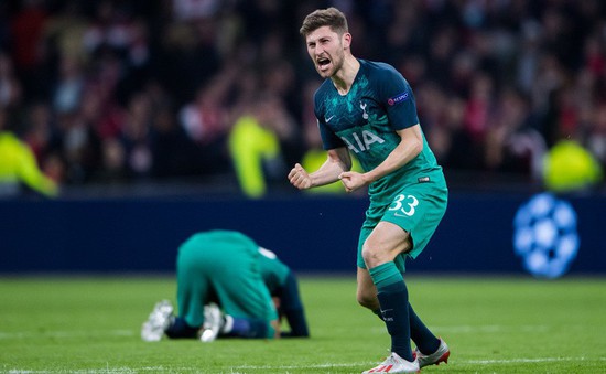 Thắng nghẹt thở Ajax, Tottenham đối đầu Liverpool tại chung kết Champions League