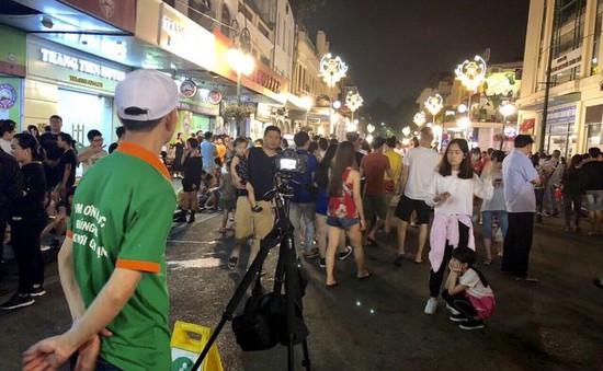 Đề xuất ghi hình người xả rác bừa bãi tại 85 điểm ở Hà Nội