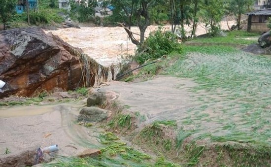 Khắc phục hậu quả do mưa lũ tại xã Bản Hồ (Lào Cai)