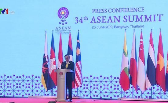 Hội nghị Cấp cao ASEAN lần thứ 34: Các nhà lãnh đạo thông qua một số văn kiện quan trọng