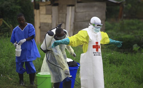Congo báo động với hơn 1.000 người tử vong vì dịch Ebola