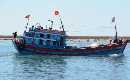 Cứu 32 ngư dân Trung Quốc gặp nạn tại Trường Sa
