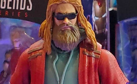 Thor "béo" sở hữu mô hình riêng trong hội Avengers: Endgame tại Comic-Con