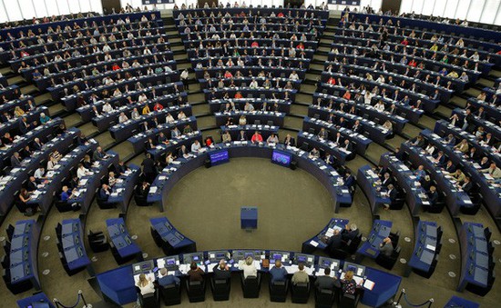 Nghị viện châu Âu lên án Mỹ về cách đối xử với người di cư