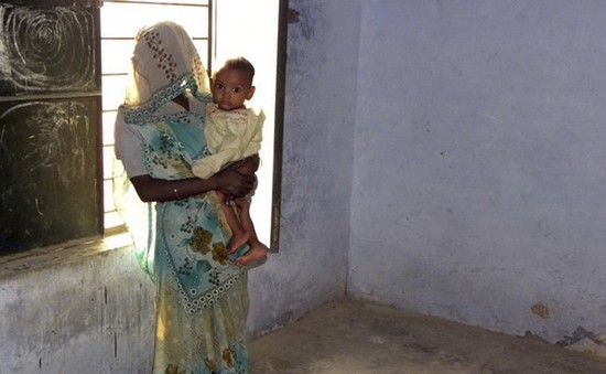 Ấn Độ điều tra 132 ngôi làng không sinh con gái