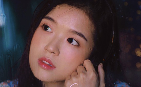 Suni Hạ Linh dịu dàng trong MV "Không sao mà em đây rồi"