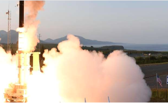 Israel thử hệ thống phòng thủ tên lửa Arrow-3