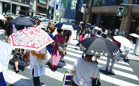 Hơn 10 người tử vong, gần 6.000 người nhập viện do nắng nóng ở Nhật Bản