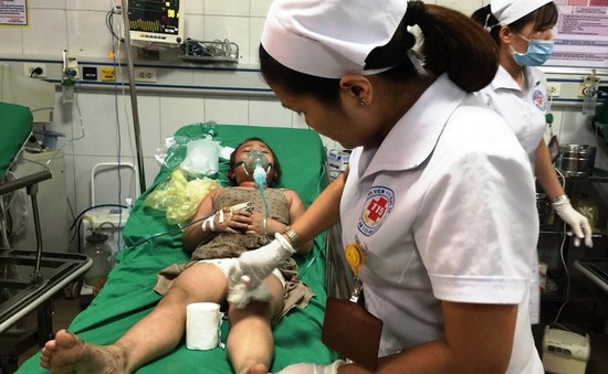 Nghệ An: Khẩn trương cấp cứu các nạn nhân hỏa hoạn tại thành phố Vinh