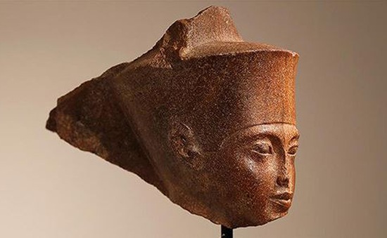 Ai Cập phẫn nộ vì đầu tượng pharaoh được đấu giá ở Anh