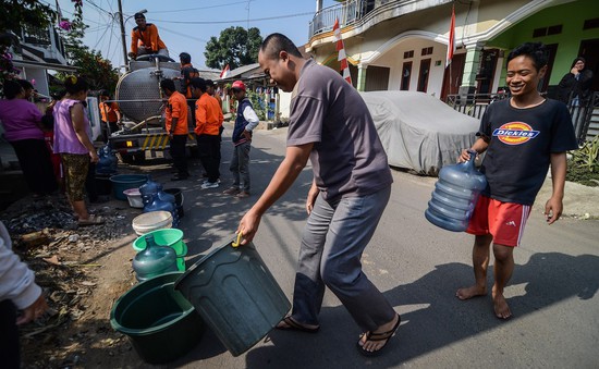 Jakarta “vật lộn” đối phó với hạn hán