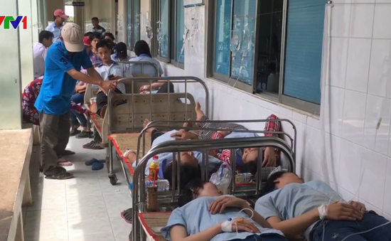 Bình Dương: Thêm hàng chục công nhân nhập viện do hít phải mùi thuốc diệt mọt
