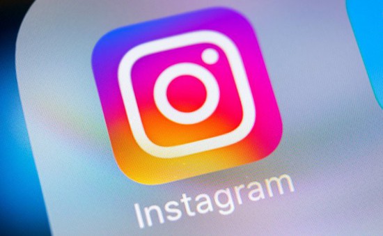 Instagram triển khai công cụ cho phép báo cáo tin giả mạo