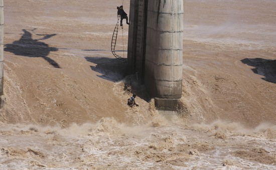Lũ lụt, lở đất nghiêm trọng tại Ấn Độ, hàng chục người thiệt mạng và mất tích