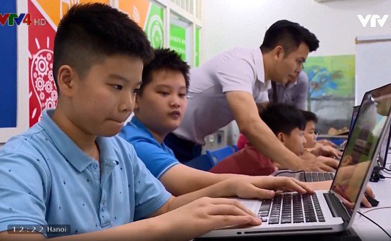 Trẻ em tiếp cận công nghệ qua lập trình robot