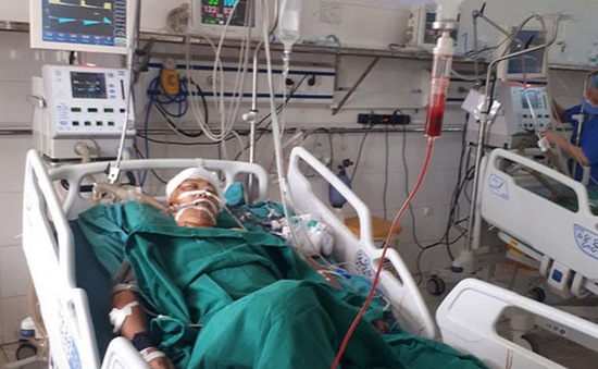 Chuyển hơn 200 đơn vị máu cấp cứu nạn nhân tai nạn giao thông tại Hưng Yên