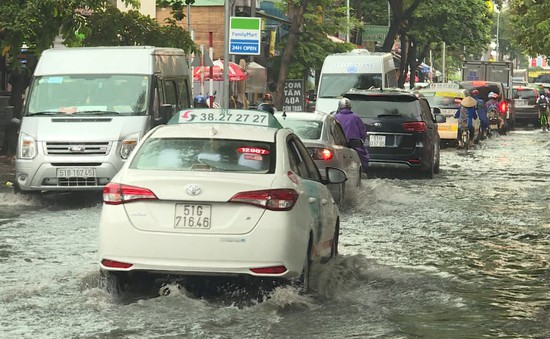 Mưa tại TP.HCM sẽ giảm dần từ ngày mai