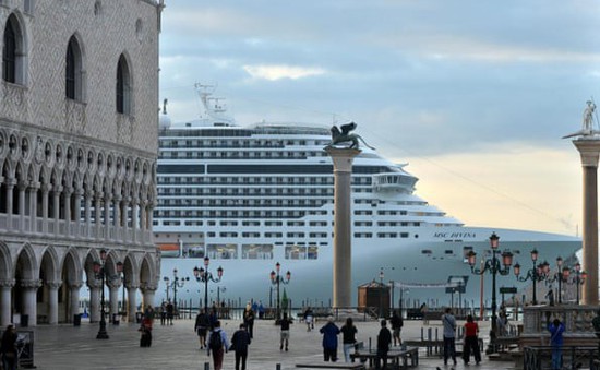 Venice cấm tàu du lịch cỡ lớn vào trung tâm thành phố