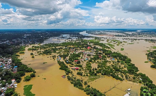 Việt Nam gửi điện thăm hỏi tình hình lũ lụt tại Thái Lan