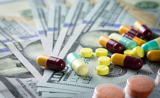 Dự luật giảm giá thuốc cho người cao tuổi ở Mỹ