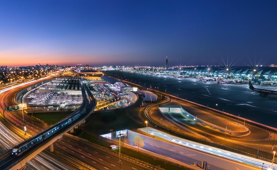 Sân bay Dubai - Từ hoang mạc thành sân bay tỷ lượt khách