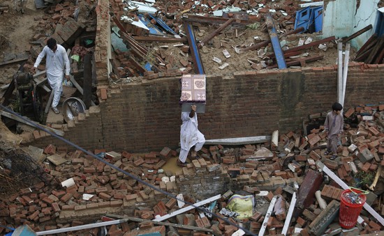 Pakistan: Gần 500 người thương vong sau động đất