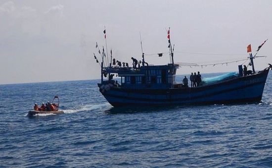 Nỗ lực tìm kiếm 3 ngư dân mất tích trên vùng biển Trường Sa