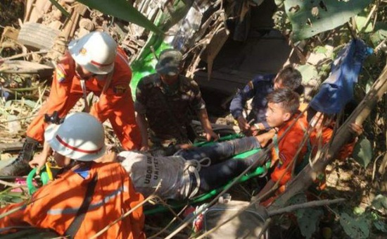 Tai nạn giao thông ở biên giới Myanmar - Thái Lan, hàng chục người thương vong
