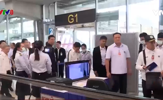 Tăng cường kiểm tra thân nhiệt hành khách từ Trung Quốc tại sân bay quốc tế