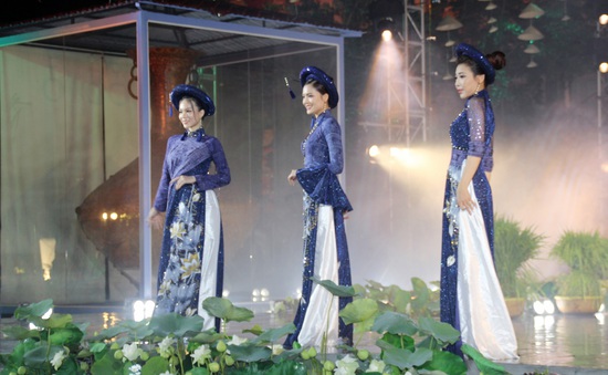 Khai mạc Lễ hội Áo dài "Tôi yêu áo dài Việt Nam" tại TP.HCM