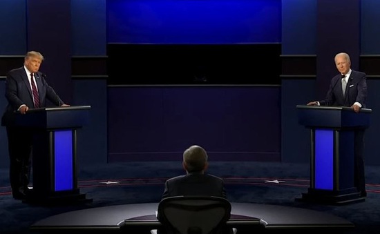 Cuộc tranh luận đầu tiên giữa hai ứng cử viên Tổng thống Mỹ: "Cãi nhau như mổ bò"