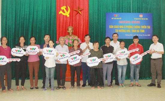 Quỹ Tấm lòng Việt bàn giao nhà chống thiên tai cho người nghèo tại Hà Tĩnh