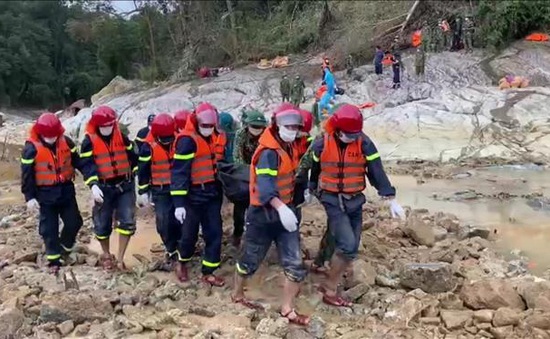 Tìm thấy thi thể 1 công nhân mất tích tại lòng sông Rào Trăng