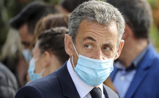 Cựu Tổng thống Pháp Nicolas Sarkozy ra tòa về tội danh tham nhũng