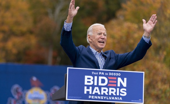 Ông Biden thể hiện sự tự tin trong bài phát biểu trong đêm bầu cử Tổng thống Mỹ 2020