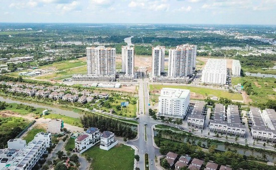 Giá chung cư TP Hồ Chí Minh có thể tăng 9%: Người mua nhà càng thêm gánh nặng