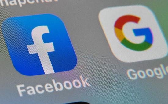 10 bang Mỹ kiện Google “bắt tay” với Facebook cạnh tranh không lành mạnh