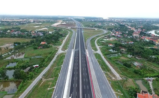 Việt Nam đặt mục tiêu có 5.000 km đường cao tốc