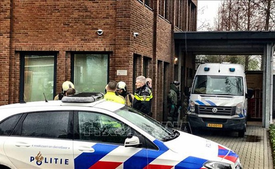 Nổ bom thư tại văn phòng ngân hàng ING Hà Lan
