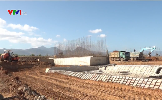 Tổ chức nhiều đoàn kiểm tra công tác ứng phó khô hạn tại Ninh Thuận