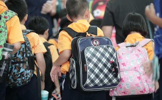 Singapore cho học sinh, sinh viên về từ Trung Quốc tạm nghỉ học