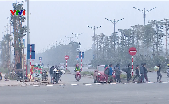 Nguy cơ tai nạn giao thông trên tuyến đường nghìn tỷ Nguyễn Xiển - Xa La