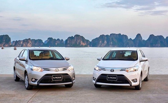 Toyota Việt Nam thu hồi hơn 1.500 xe Vios và Altis do lỗi túi khí