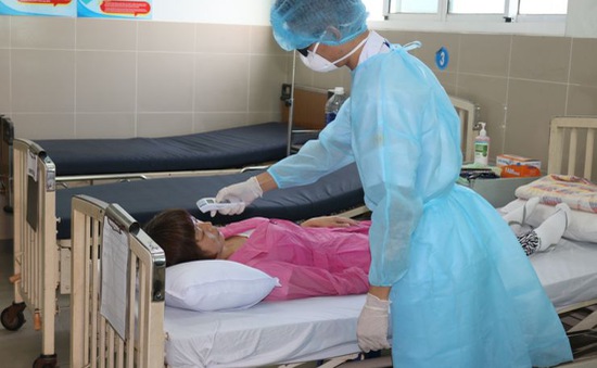 Người thân hai bệnh nhân đầu tiên nhiễm nCoV ở Việt Nam có kết quả âm tính