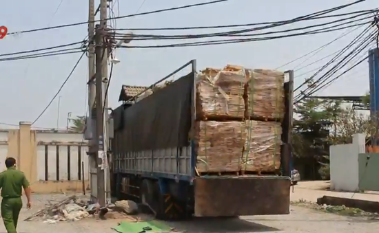 Đồng Nai: Tài xế xe tải bị điện giật tử vong khi đang dỡ hàng