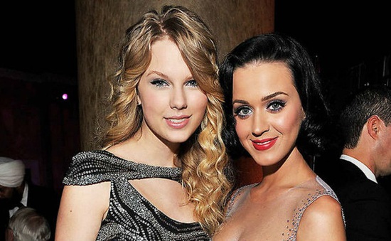 Taylor Swift và Katy Perry vẫn không thân thiết dù đã làm hòa