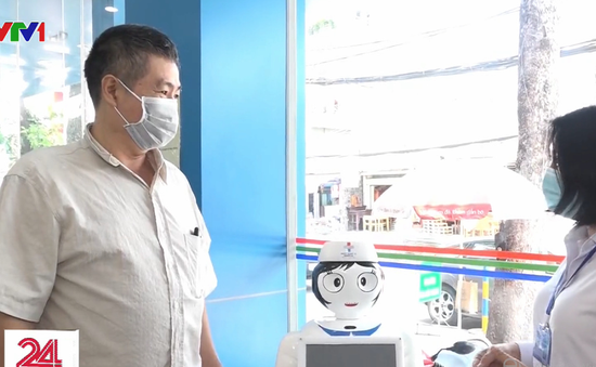 TP.HCM gấp rút hoàn thiện robot khử khuẩn trong bệnh viện