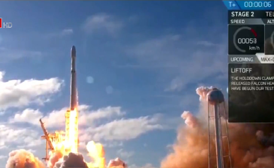 SpaceX đưa khách du lịch lên trạm ISS vào năm 2021